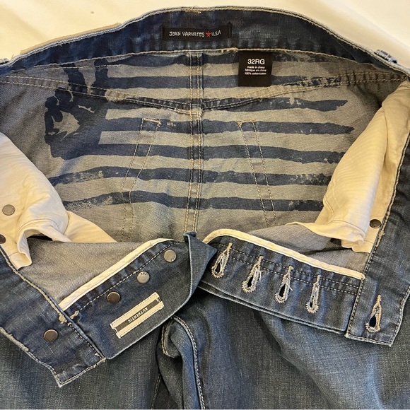 John Varvatos Straight Leg Button Fly Cotton Denim Jeans Size 32 x 31.5 EUC - Picture 11 of 16